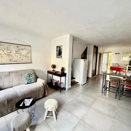 Maison St-cyprien Giardinu Felice 125 * Lecci