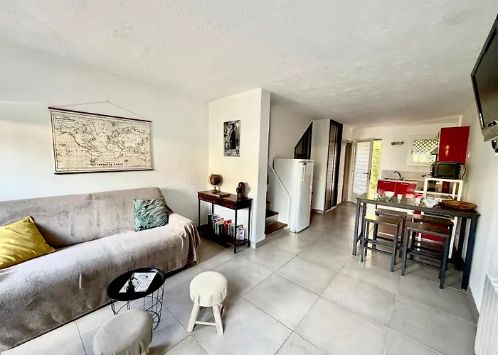 Maison St-cyprien Giardinu Felice 125 * Lecci