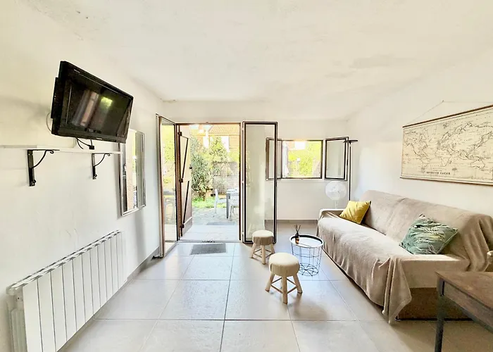 Villa Maison St-cyprien Giardinu Felice 125 *